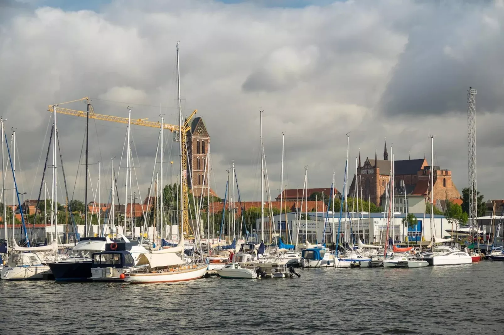 Steuerbord Hansestadt Wismar-Areas within 1km in summer