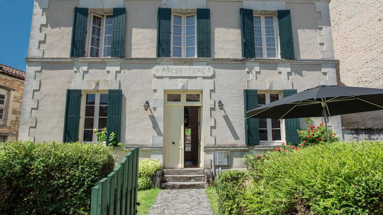 Gîtes de La Maison du Bonnesheur-Extérieur été
