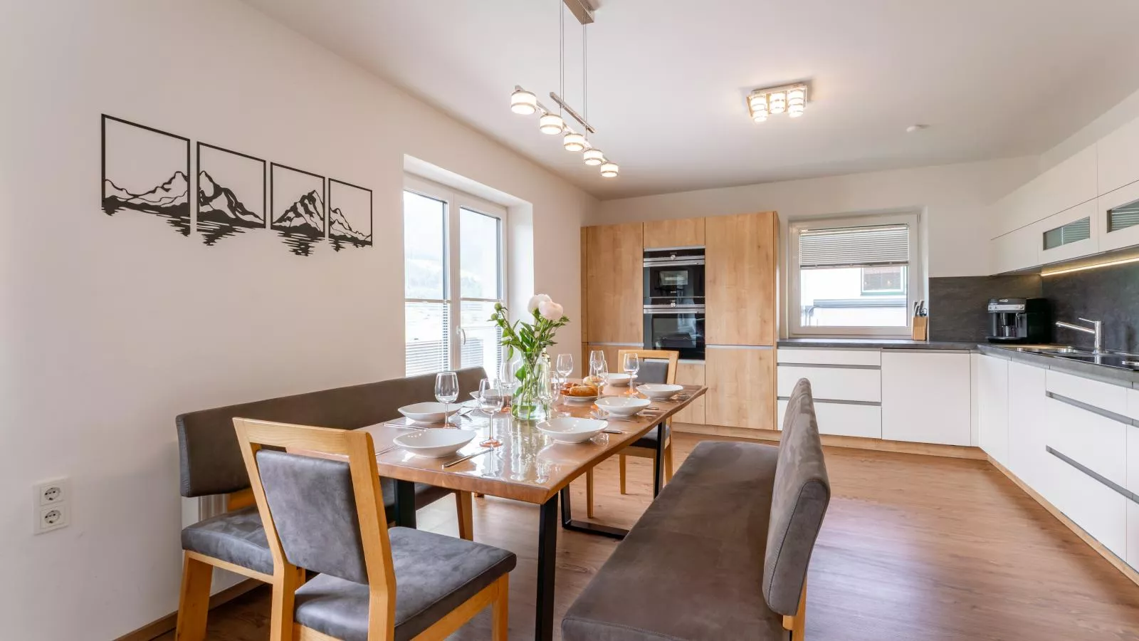 Verena-Dining room