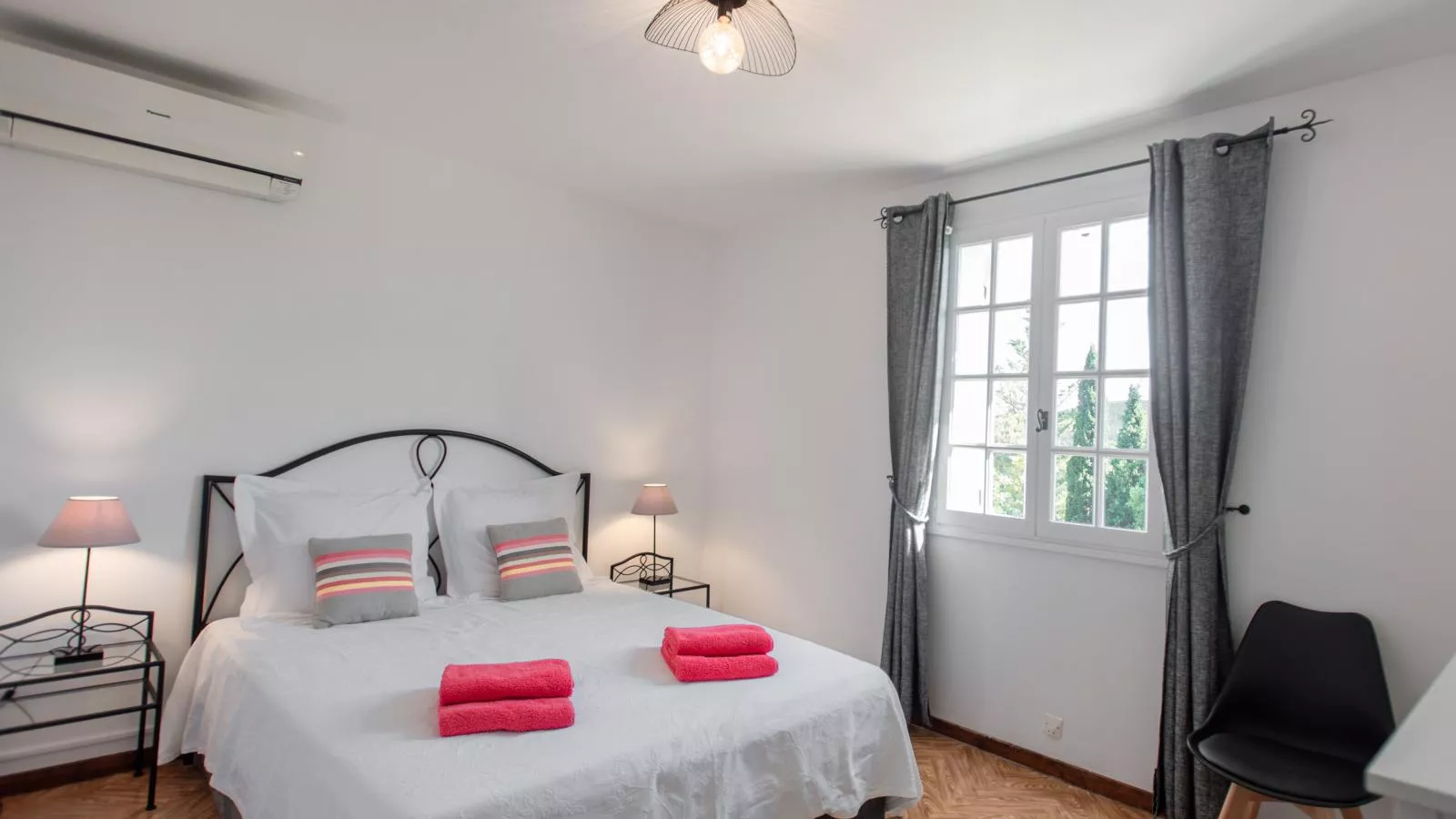 Le Rayol-Bedroom