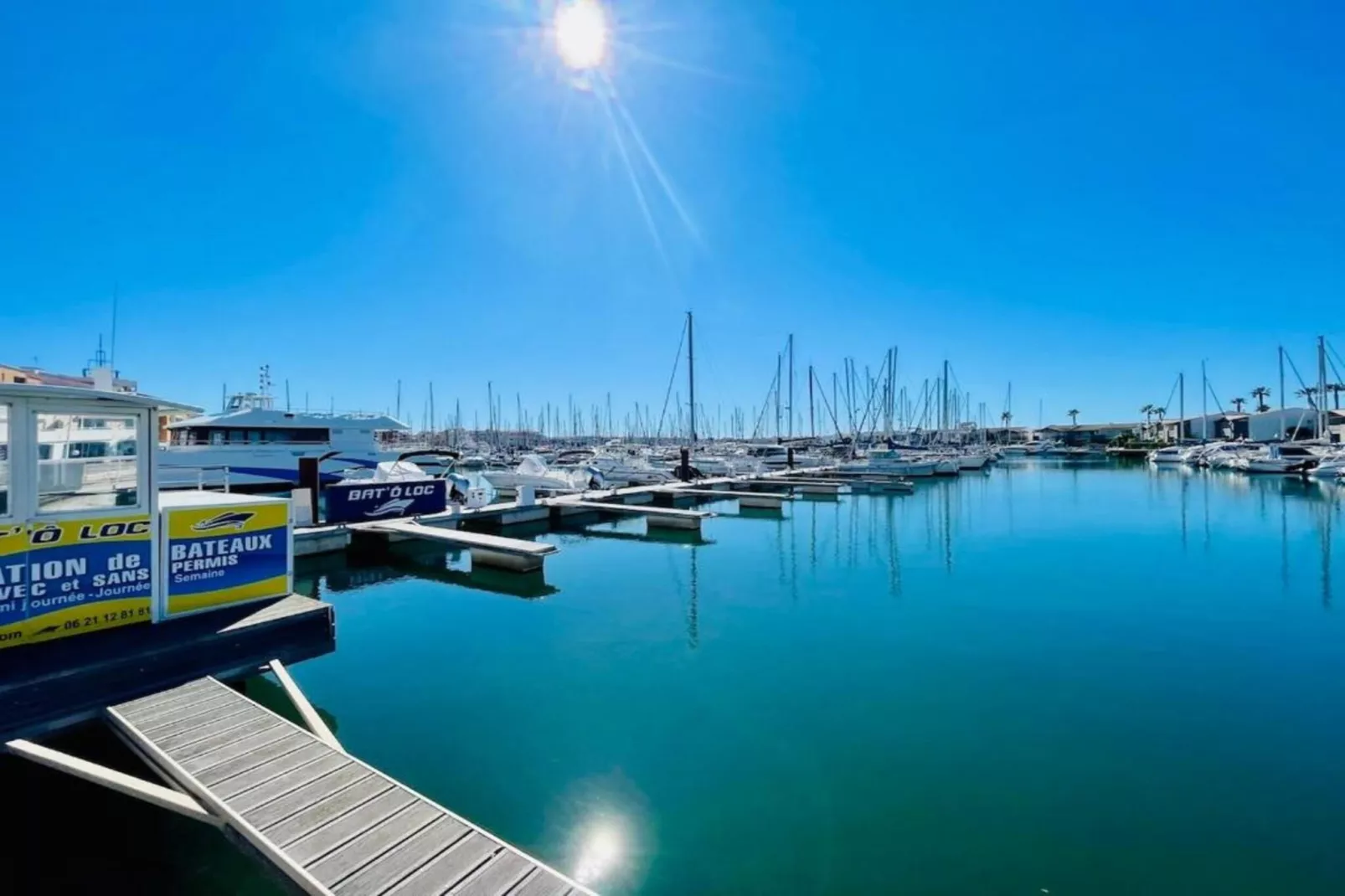 Port La Roquille N°162 - 2P6-Areas within 20km in summer