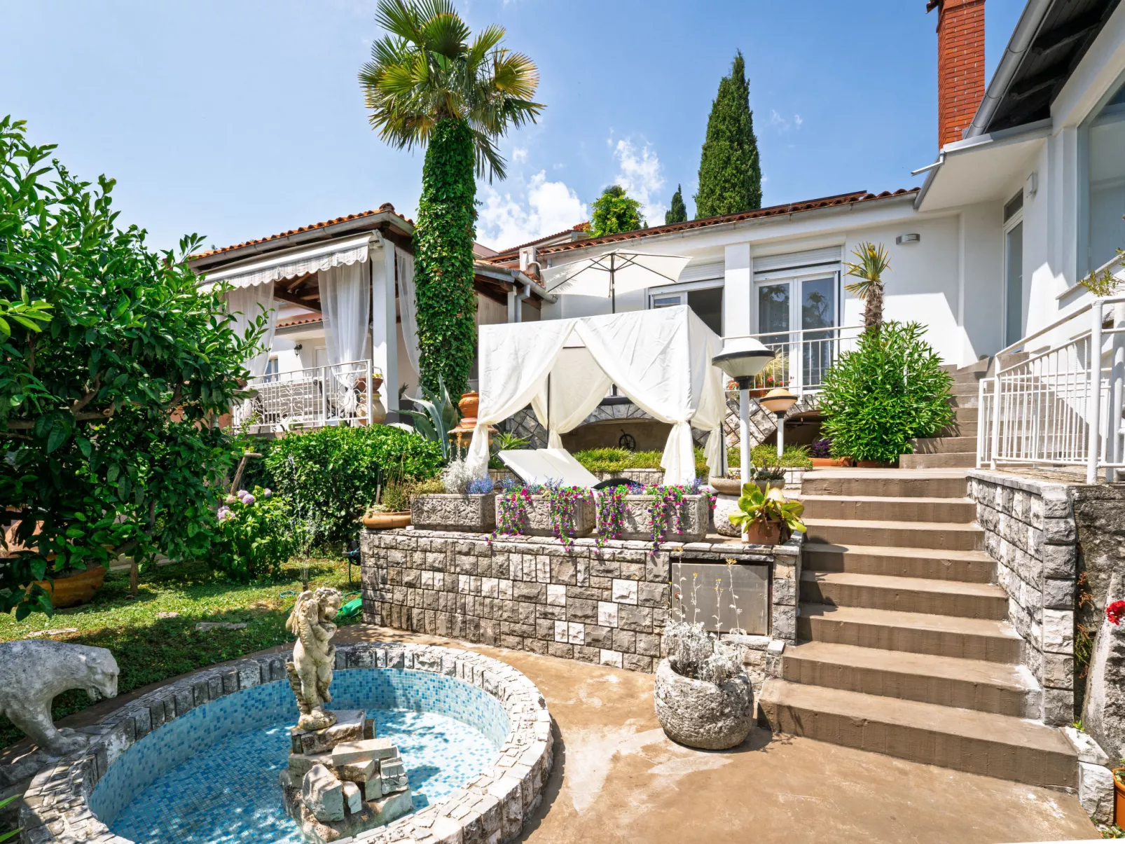 Villa Nika-Outside