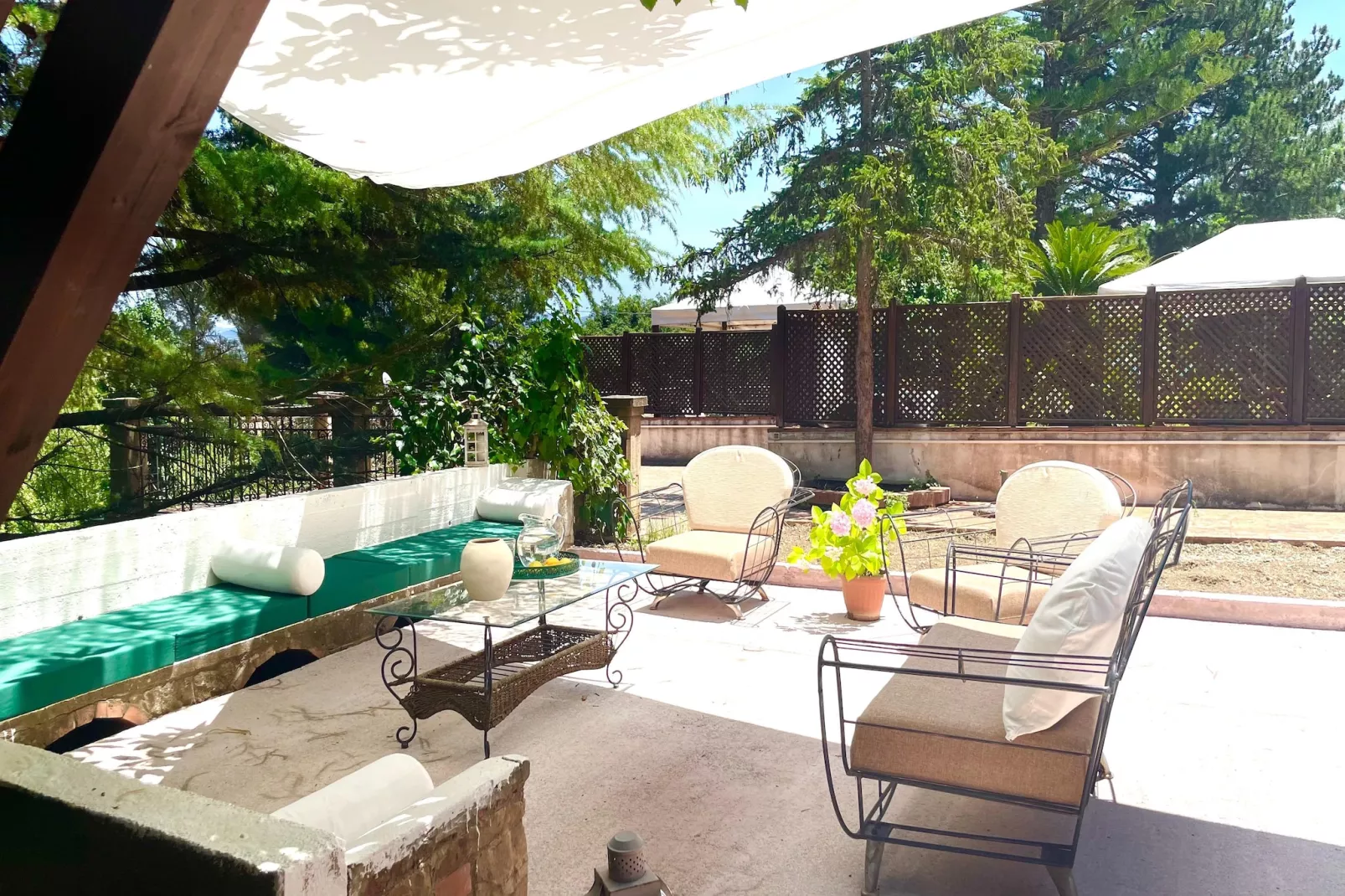 Villa Castelbuono-Garten Sommer