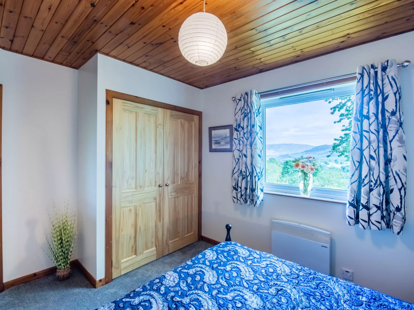 Forest View-Inside