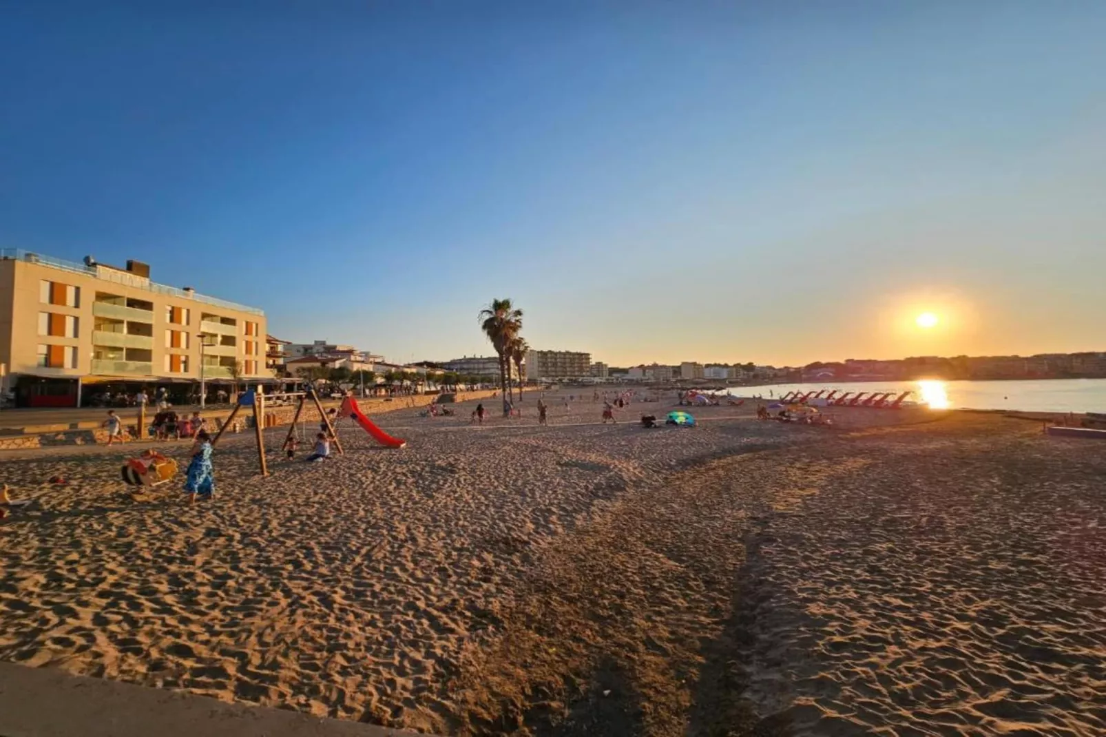 Luciana-Areas within 1km in summer