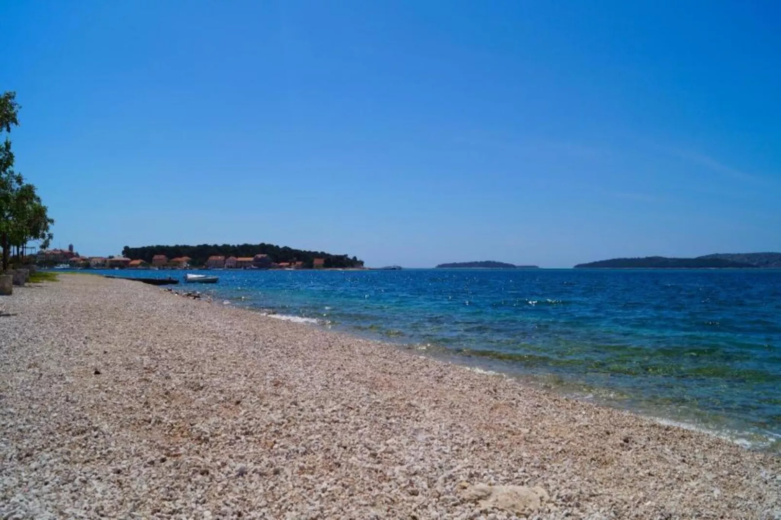 Apartments Gaj Brodarica - A8-Areas within 1km in summer