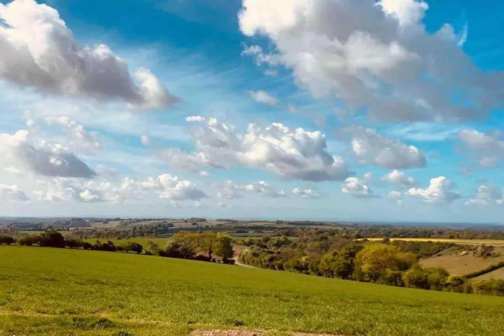 South Downs Lodge-Areas within 20km in summer