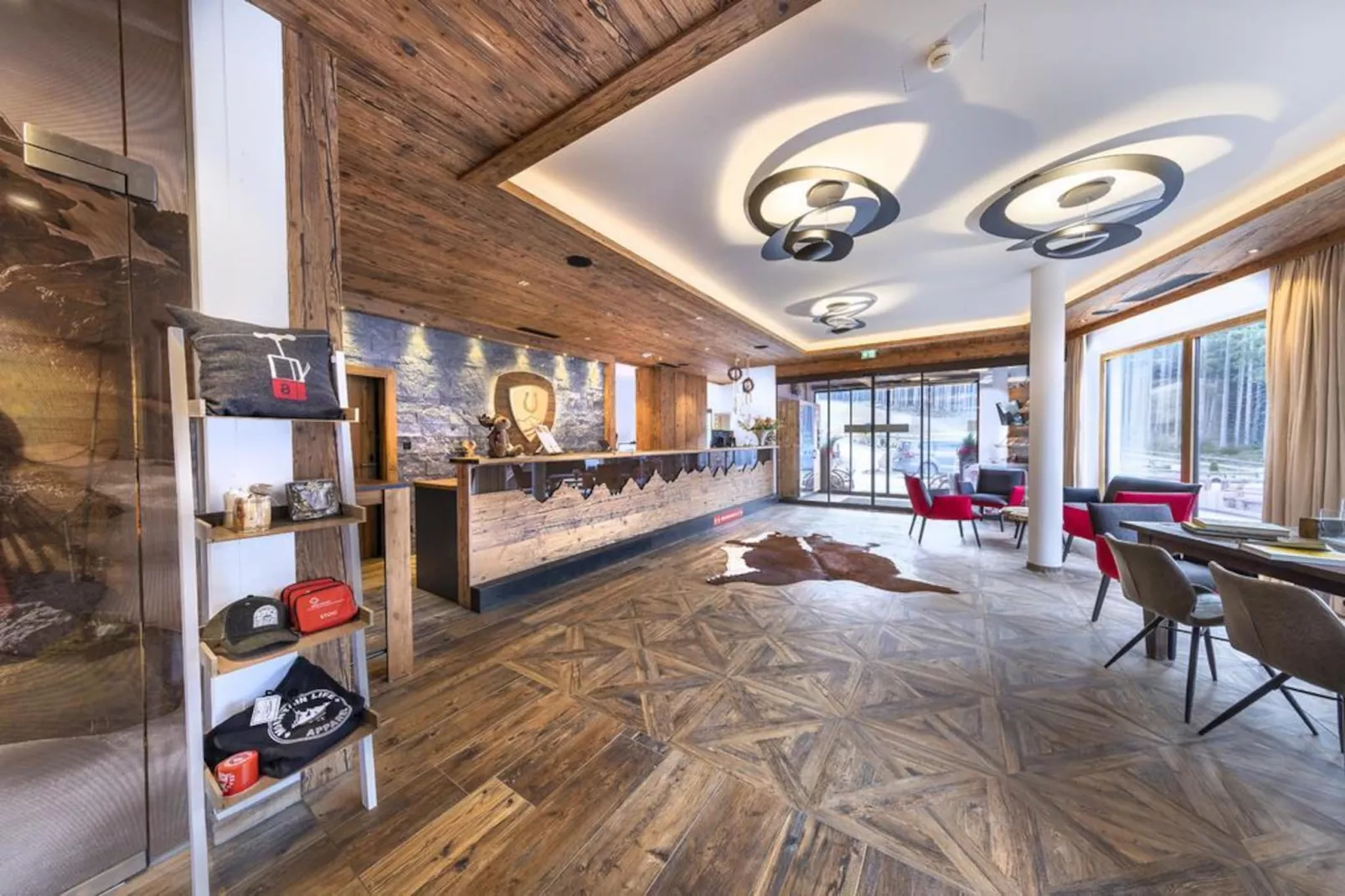 Nationalpark Chalet Alplesspitze-Hall & reception