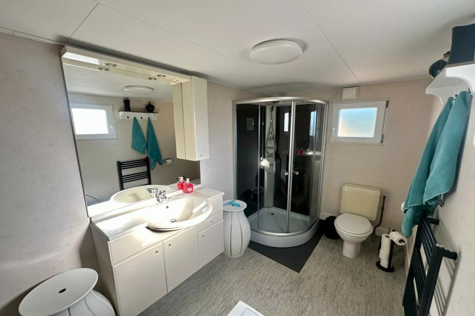 Okken House 3A-Bathroom