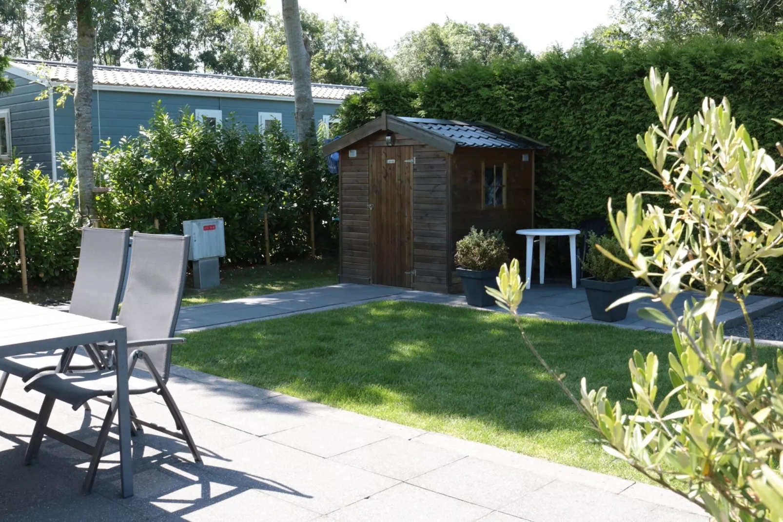 2 chalets naast elkaar-Jardins en été
