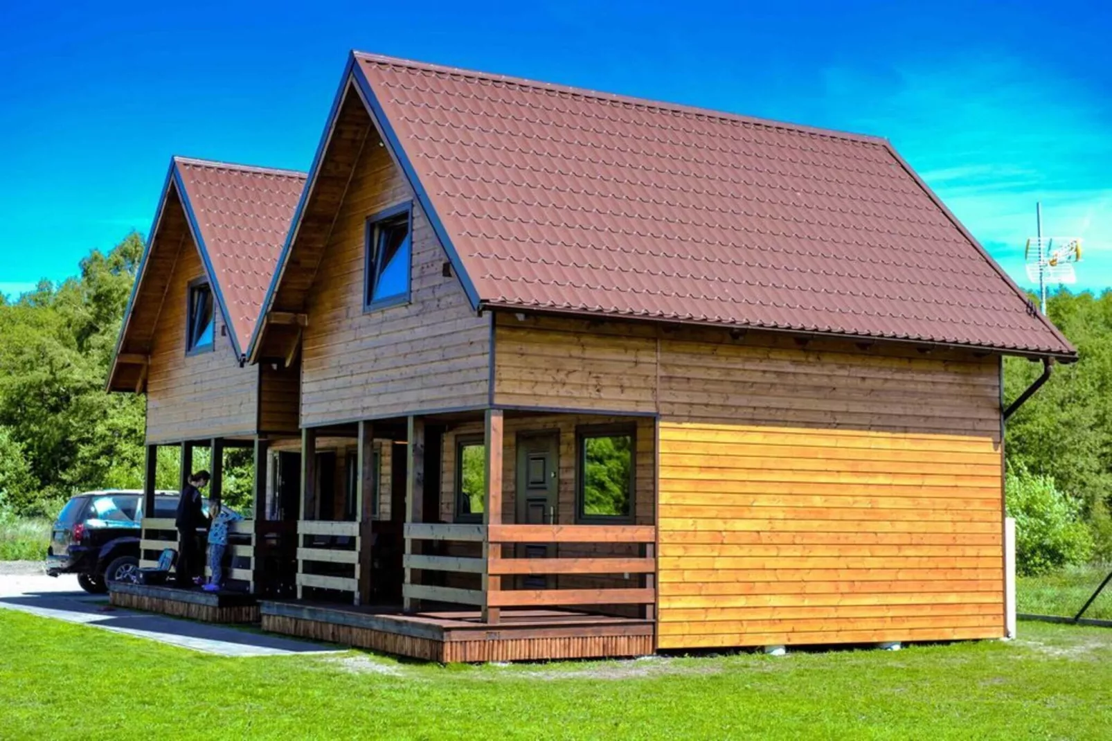 Piętrowe domki wakacyjne w Pleśnej-Exterior in summer