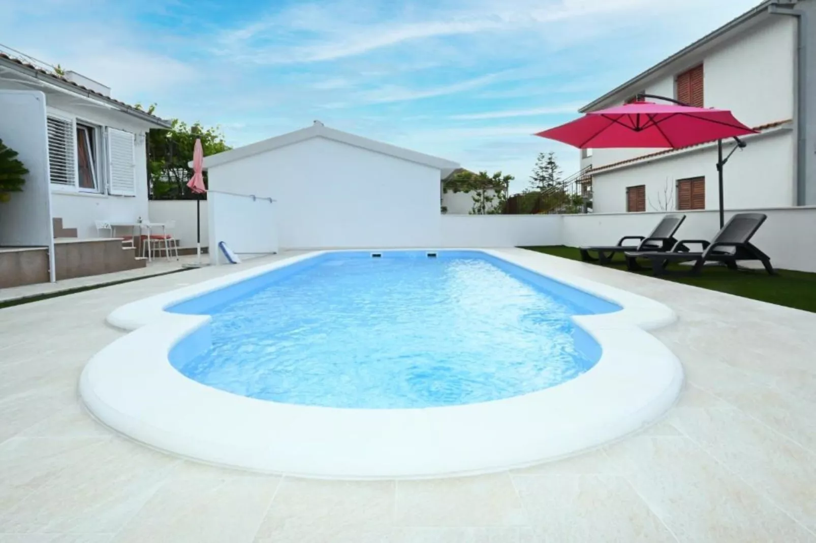 Apartments Mihovilović - 50 m from beach - Two Bedroom Apartment with Terrace and Pool View (A1)-Piscine