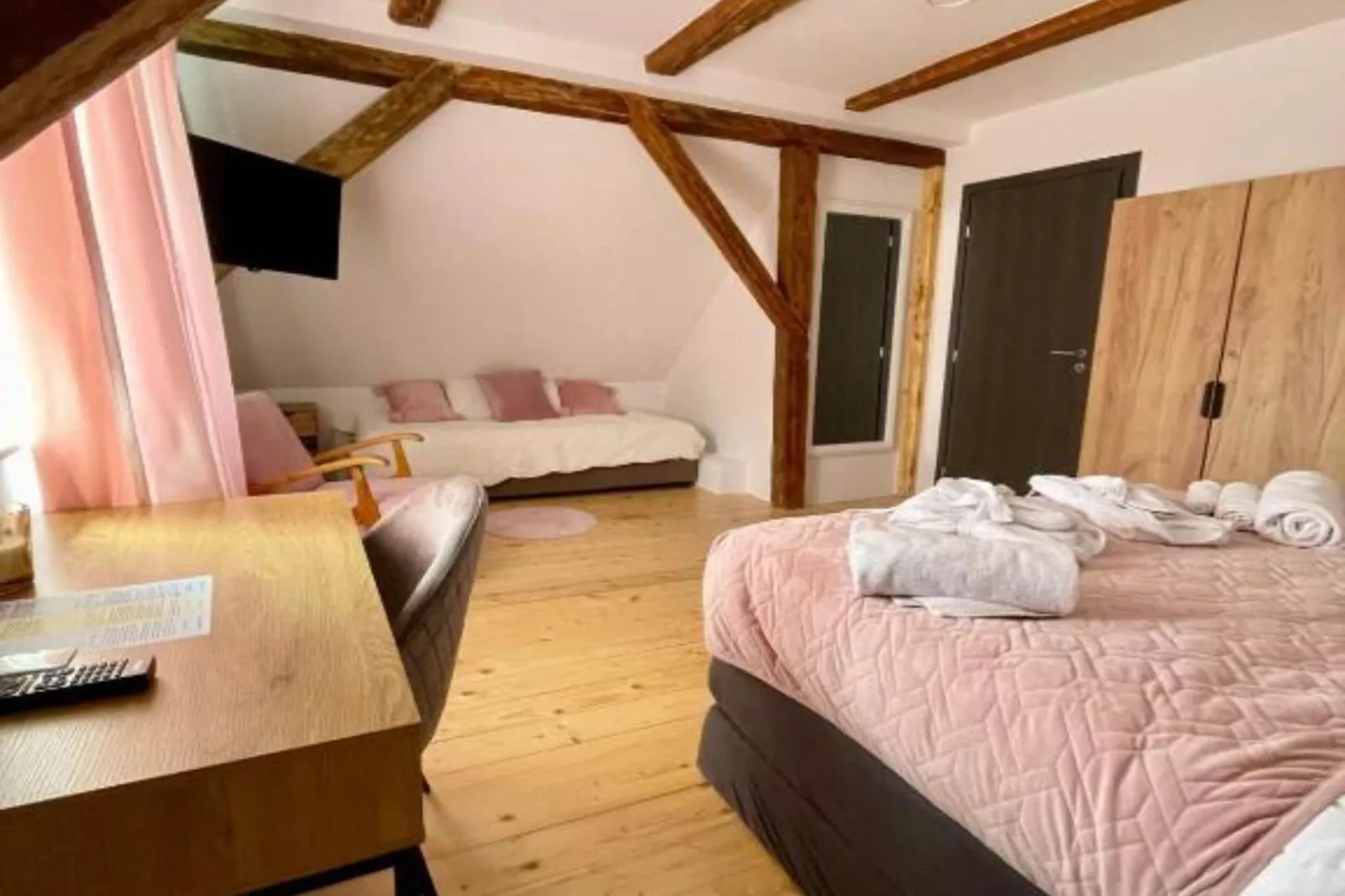 Three Bedroom Holiday Home-Schlafzimmer