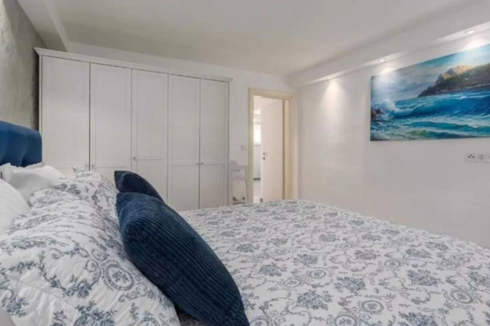 Apartment Amor - Two Bedroom Apartment with Terrace-Bedroom