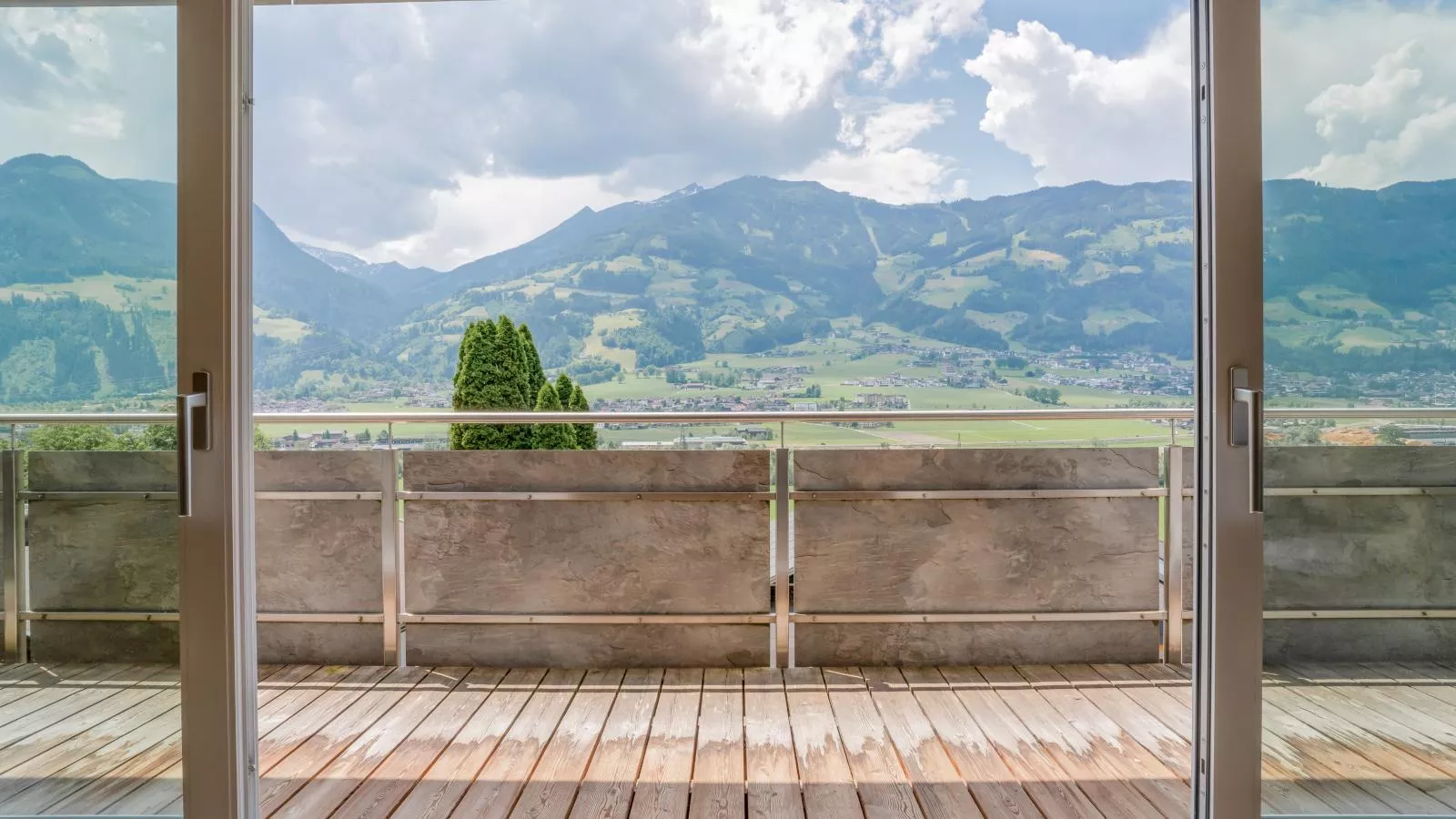 Josef  Konrad-Terrace balcony
