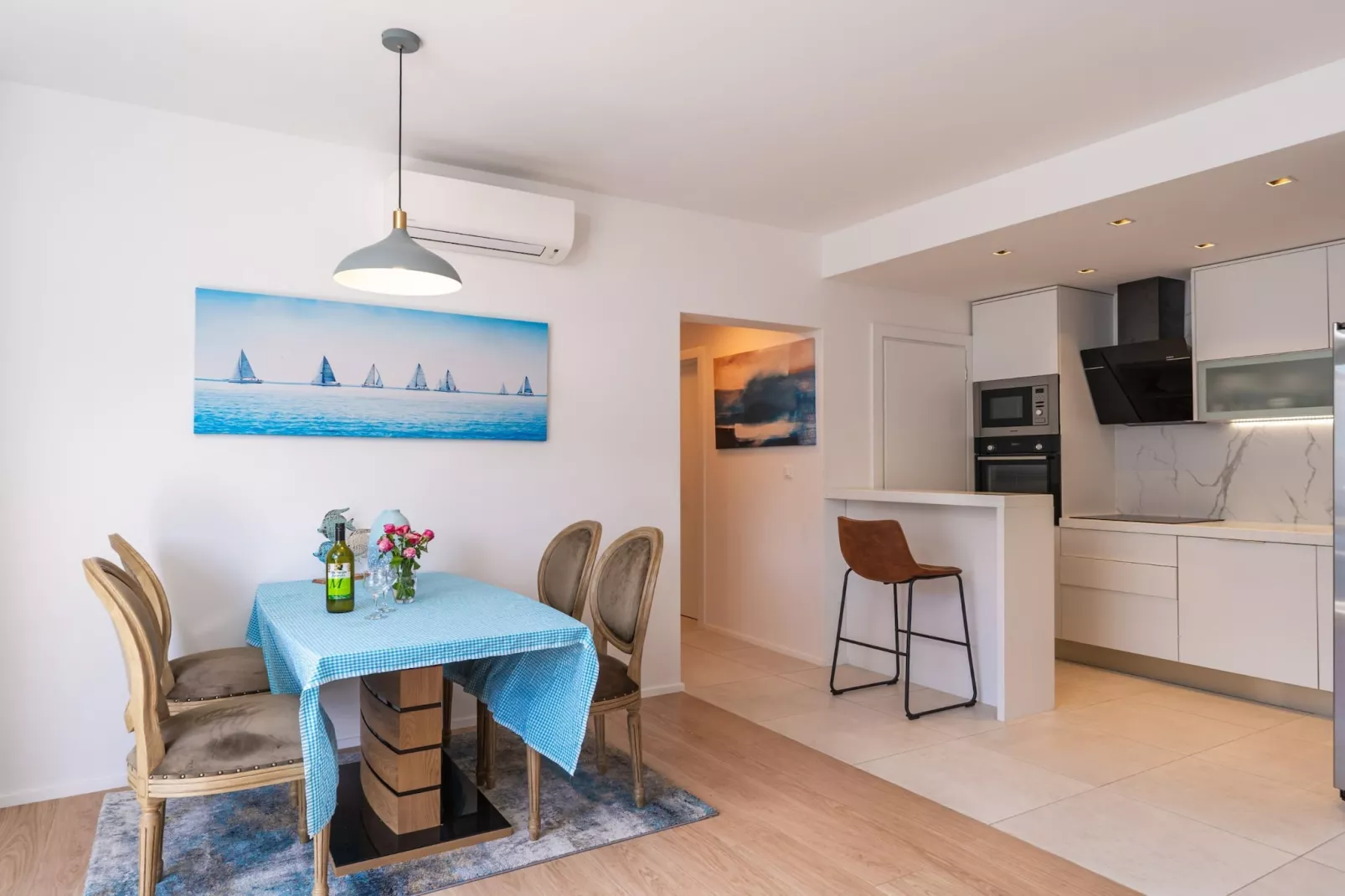 Apartment Marcus Mai - Two Bedroom Apartment with Balcony-Cuisine