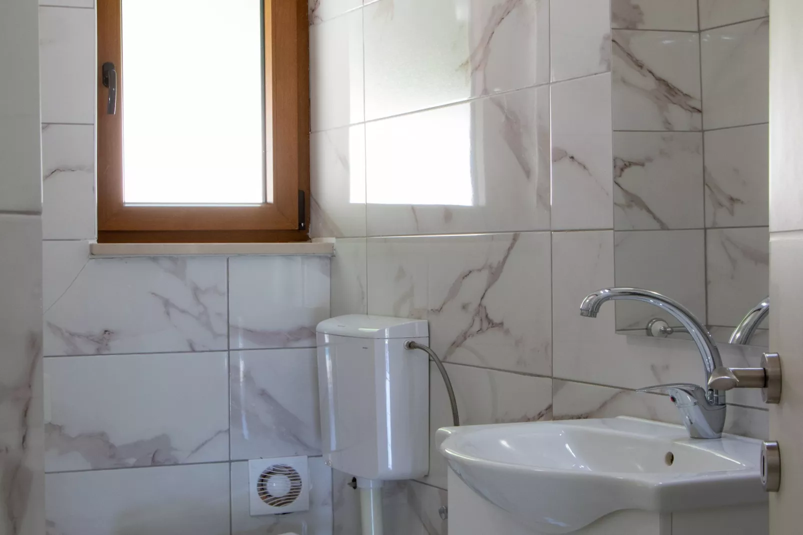 Authentic Dalmatian Treasure Homes - House Stone-Bathroom