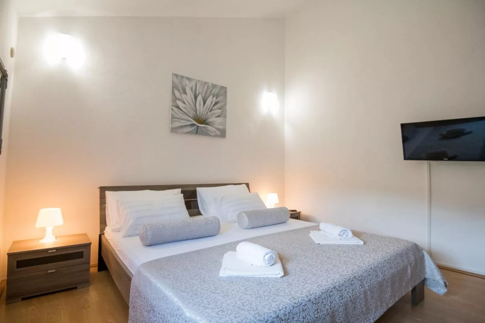 Villa Mia 2 - Six Bedroom Villa with Private Pool-Bedroom