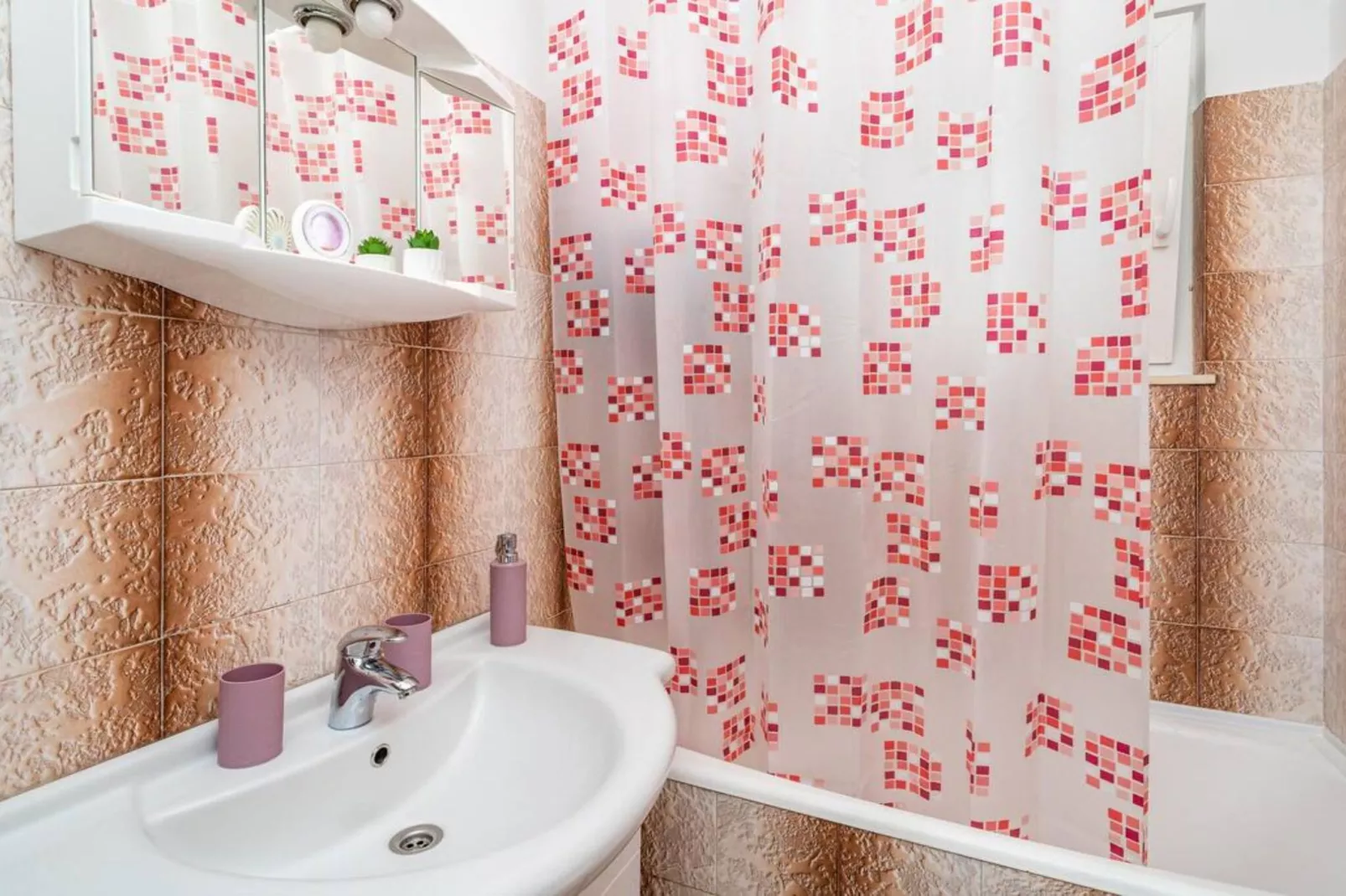Apartment Nature View  - Three Bedroom Apartment with Jacuzzi-Bathroom
