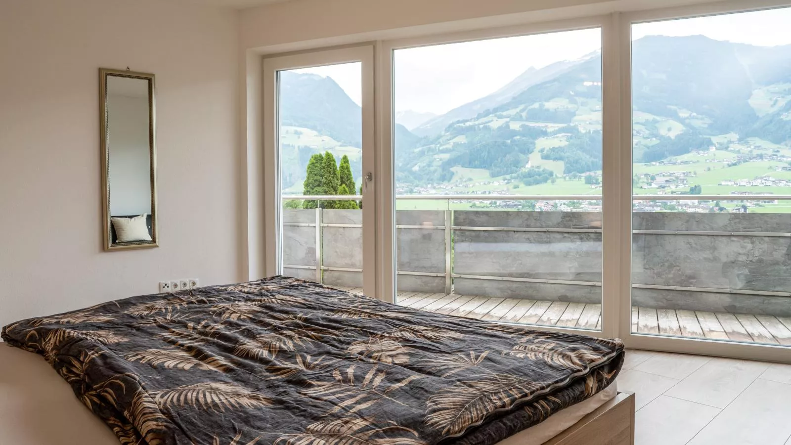 Josef  Konrad-Bedroom