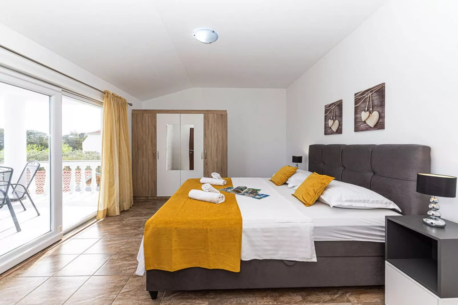 Exquisite Spacious Villa Bufaline with Pool and Gym - Eight Bedroom Villa with Pool and Gym