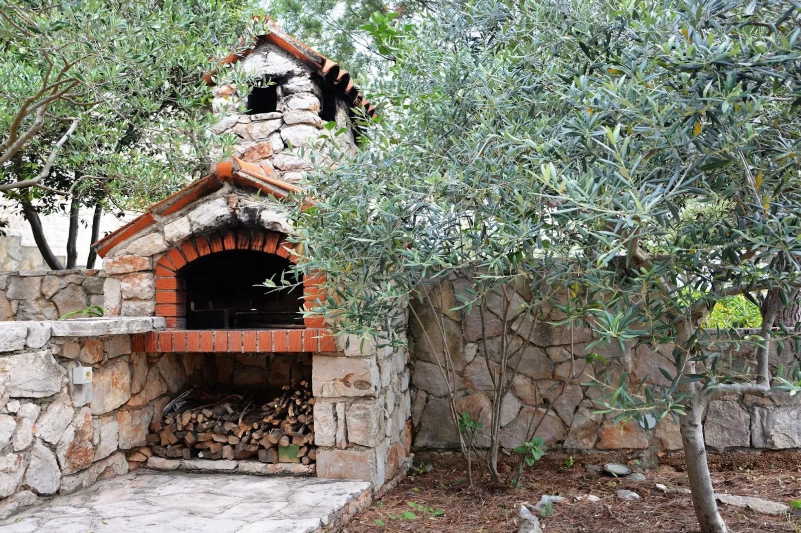 Blissful Bay Apartments Vrboska - Studio with Terrace (owner Ruzmarin)-Outdoor