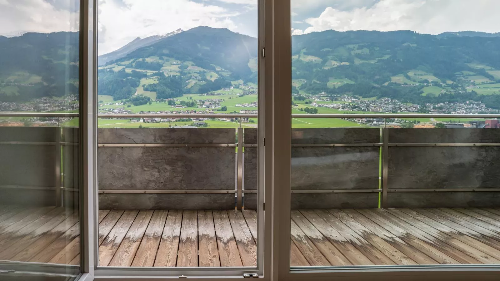 Josef  Konrad-Terrace balcony