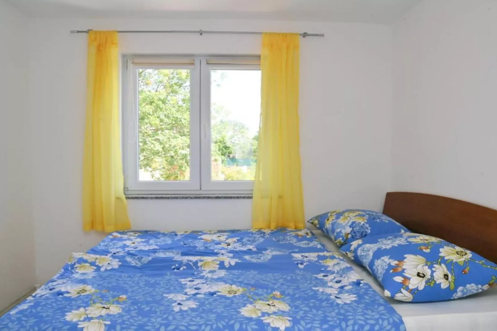 Holiday Home Mumy - Four Bedroom Holiday Home with Pool-Bedroom