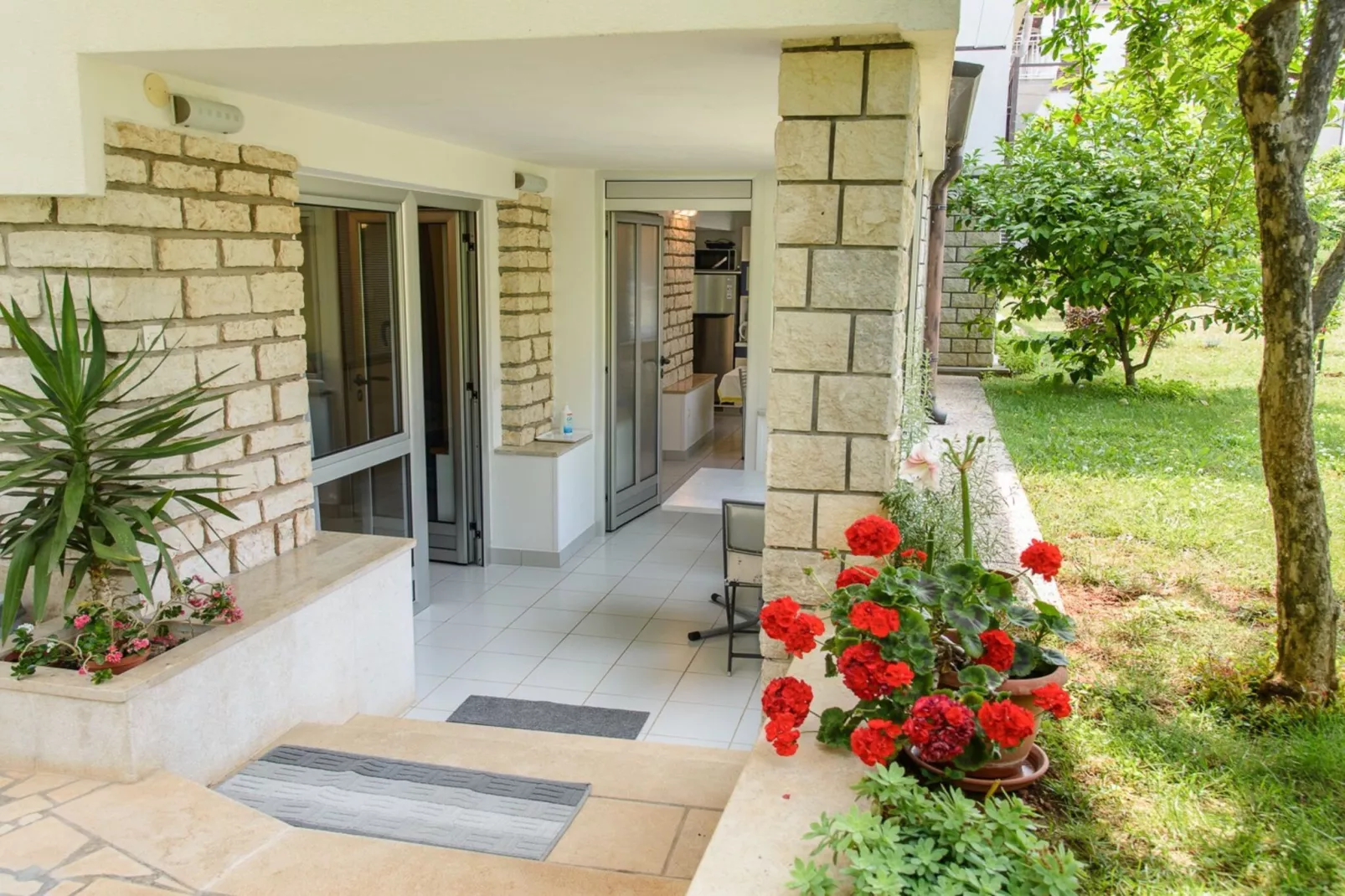 Apartments Alba - Two Bedroom apartment (Ines)-Outdoor