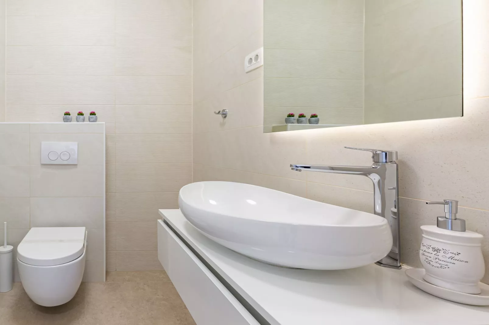Exclusive Vodice Apartments - Penthouse Apartment with Balcony A6-Bathroom
