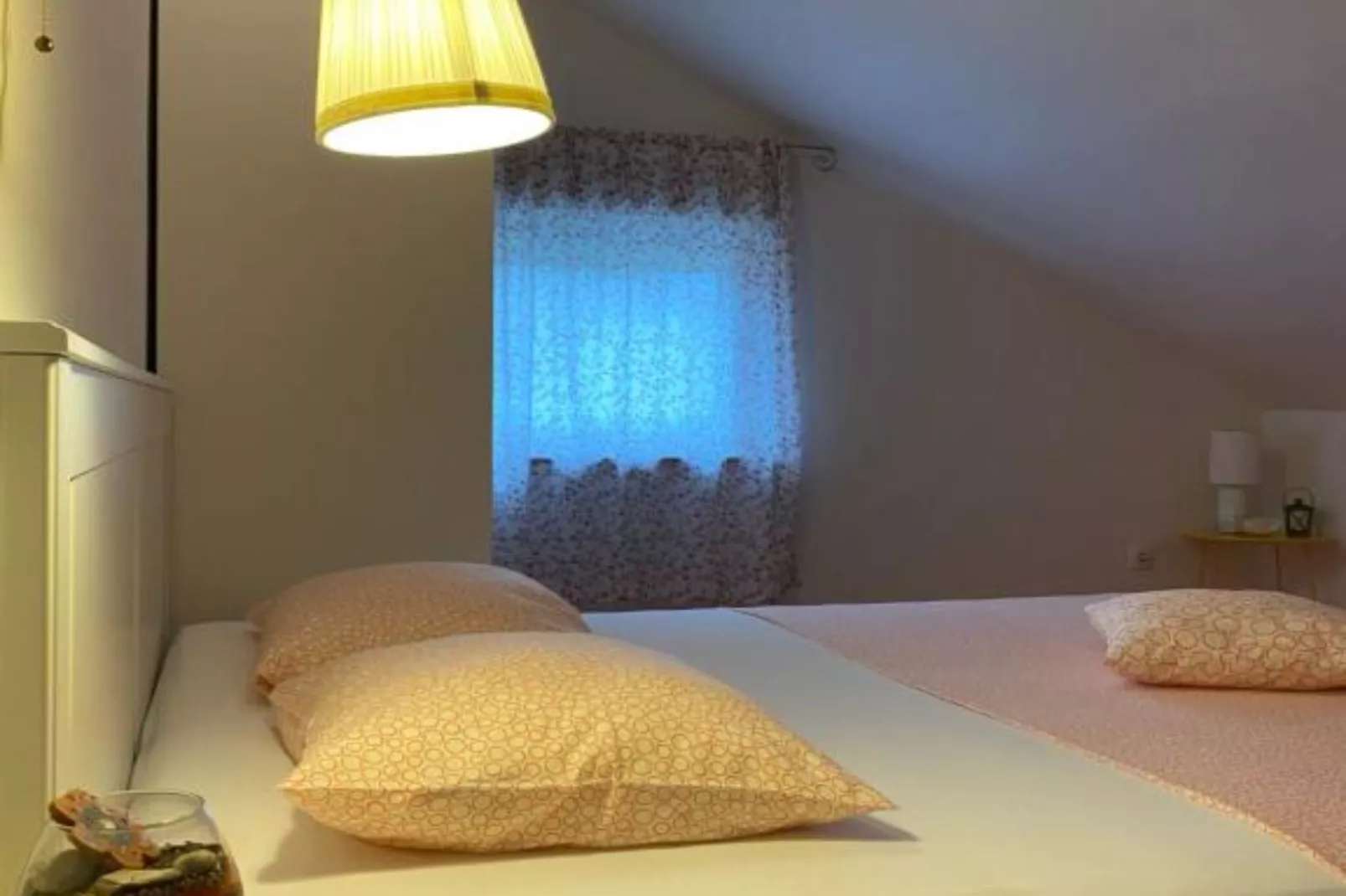 Apartments Lara Rab - Two Bedroom Apartment with Loggia-Schlafzimmer