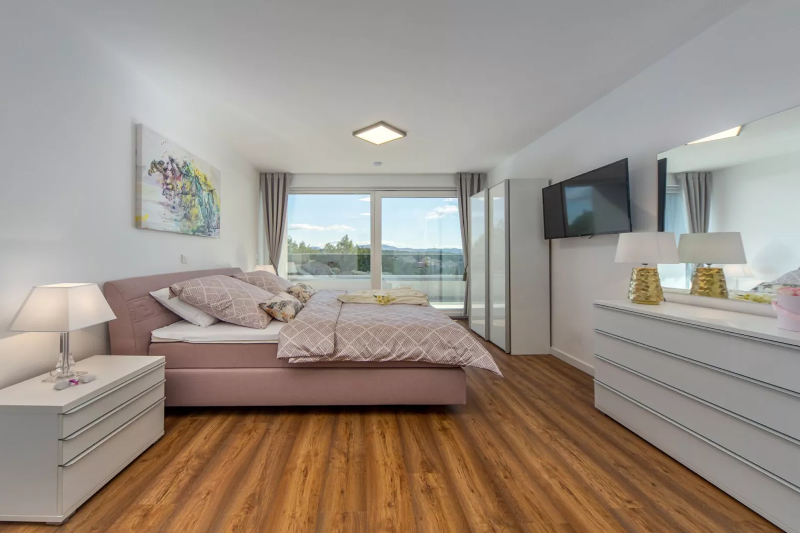 Villa Shaula -  Five Bedroom Holiday Home with Pool,Sauna and Gym-Bedroom