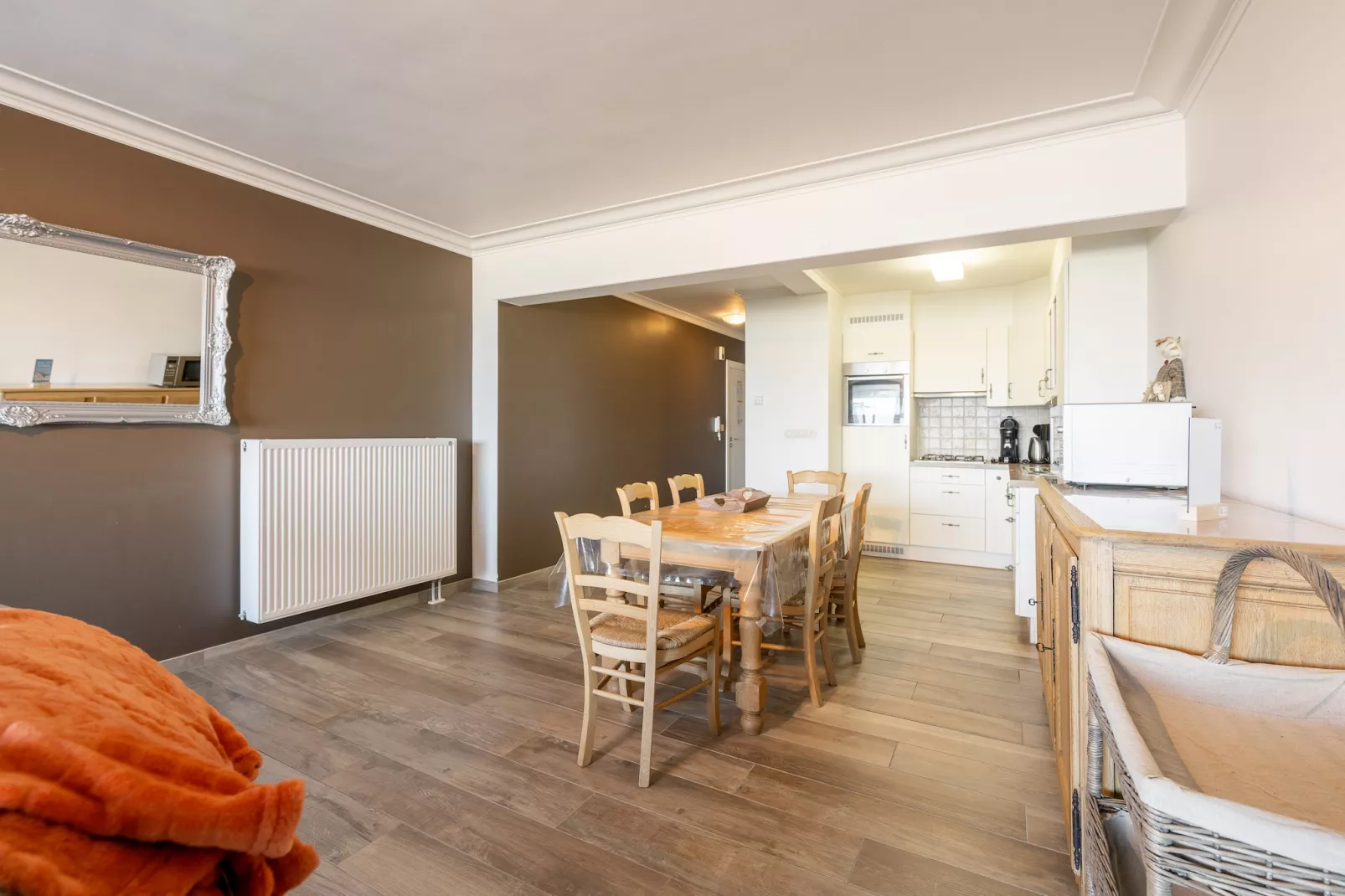 EXCELSIOR 5C-Dining room