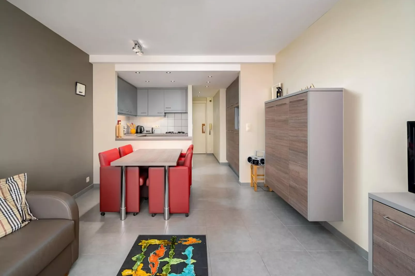 ASTORIA 83G-Dining room