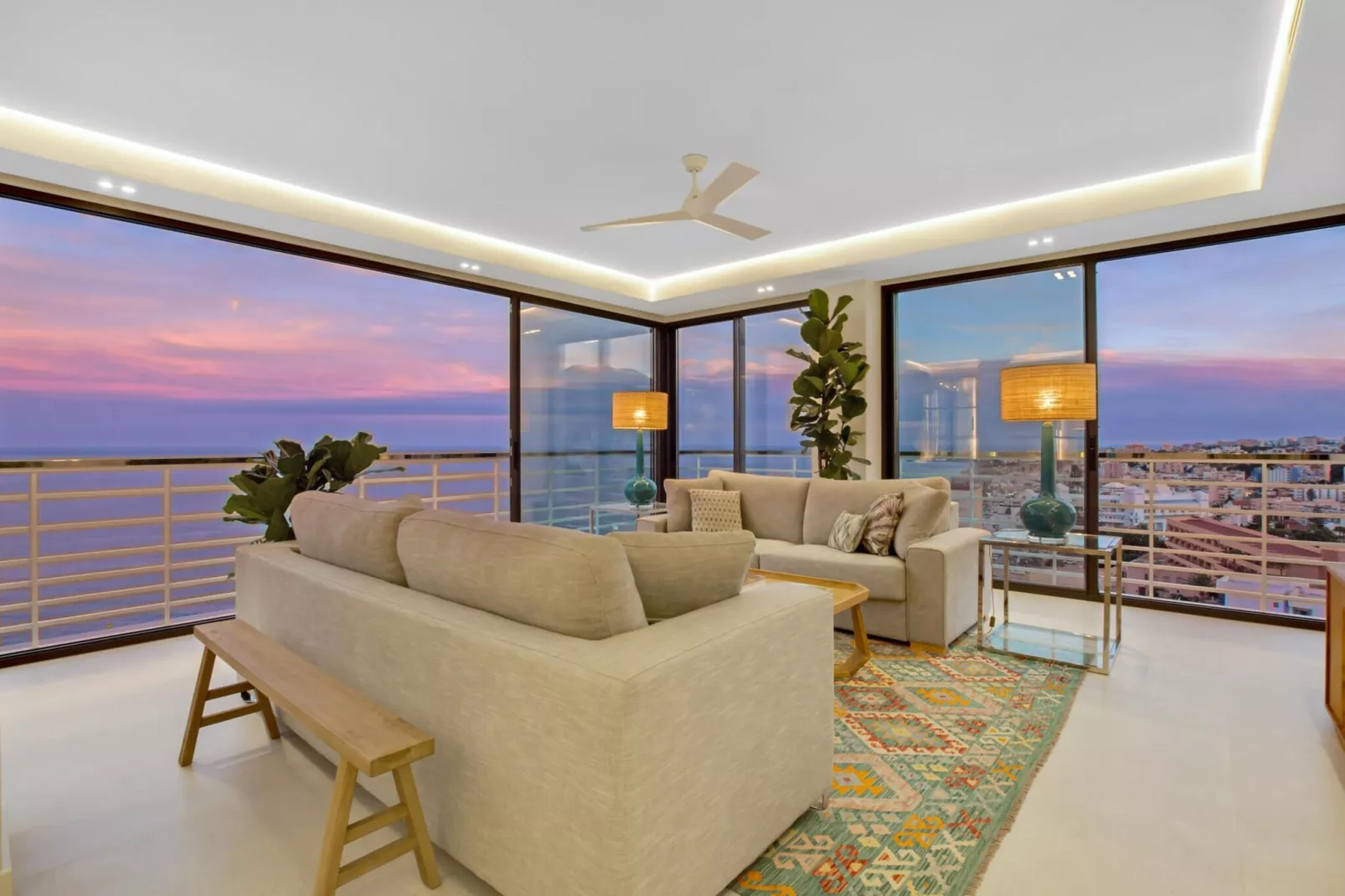 1009 Torre-Wohnzimmer