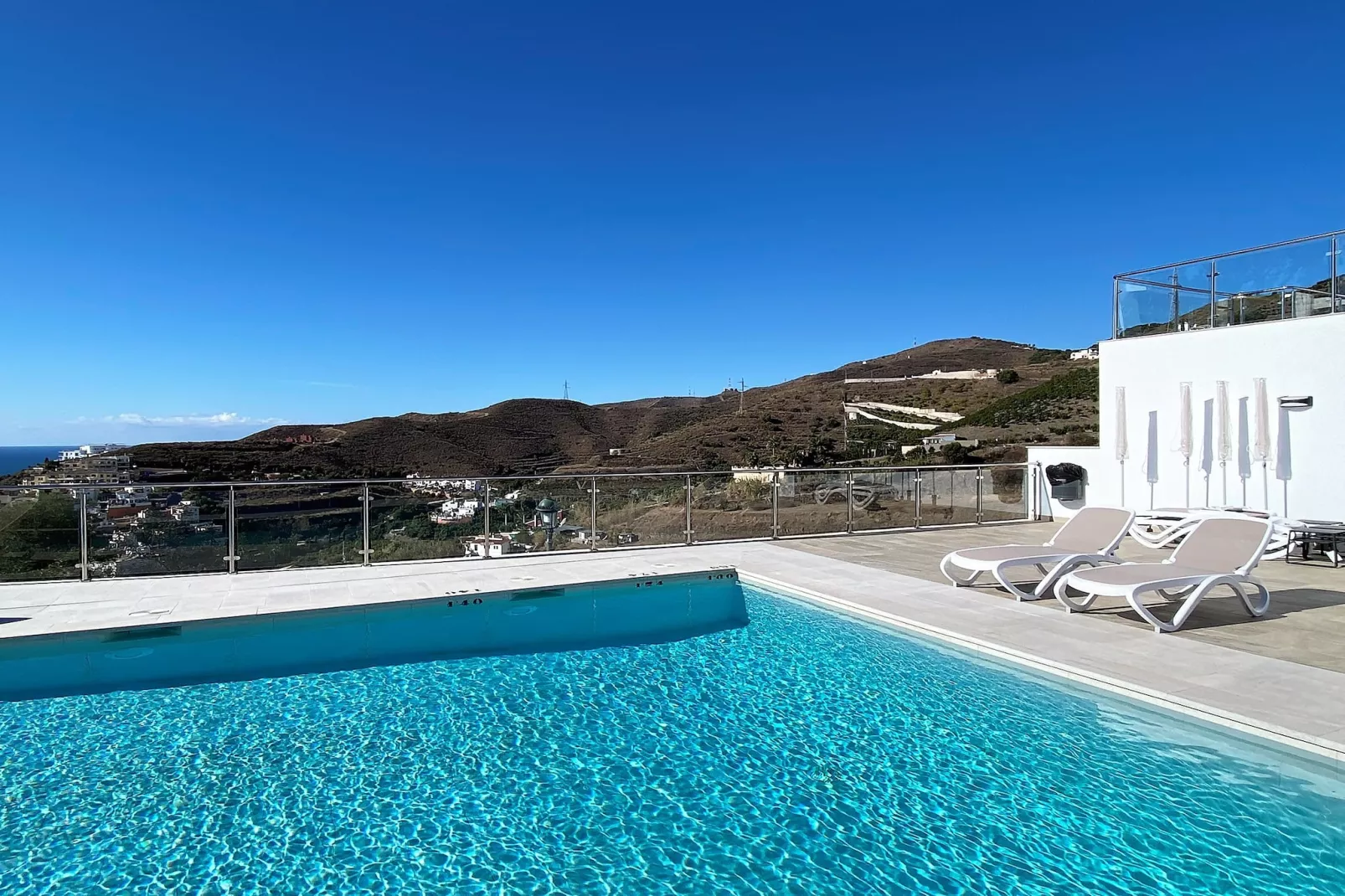 Penthouse Balcon del Mar 124 by Casasol-Piscine