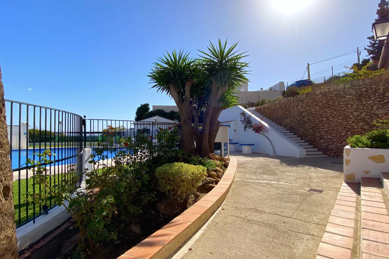 Villa Caritas Punta Lara by Casasol-Schwimmbad
