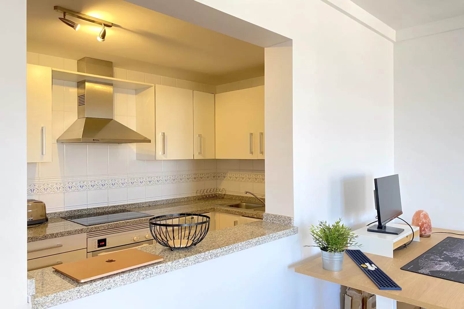 Tamango Hill Alcazaba A 1B by Casasol-Kitchen