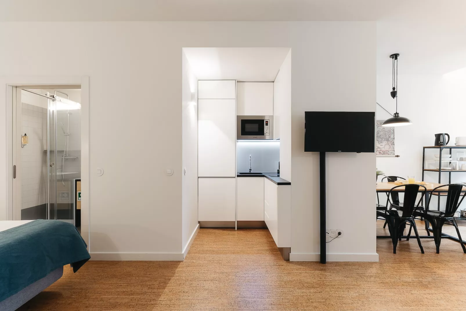 Cashmere Nightlife Studio 202-Bedroom