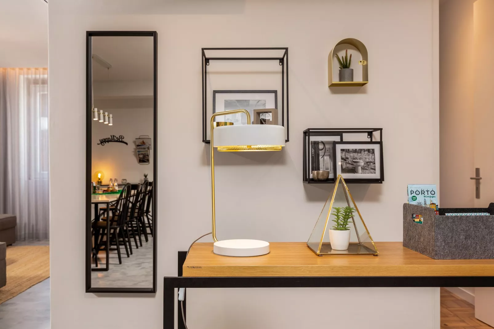 Feel Porto Pinot Townhouse-Esszimmer