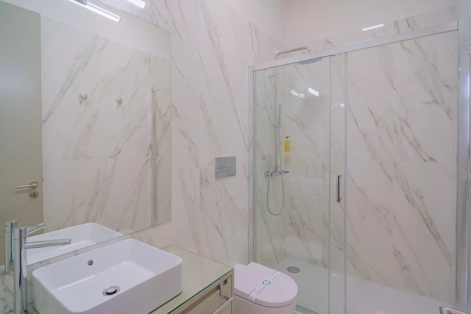 Feel Porto Matosinhos Ocean Flat III-Badezimmer