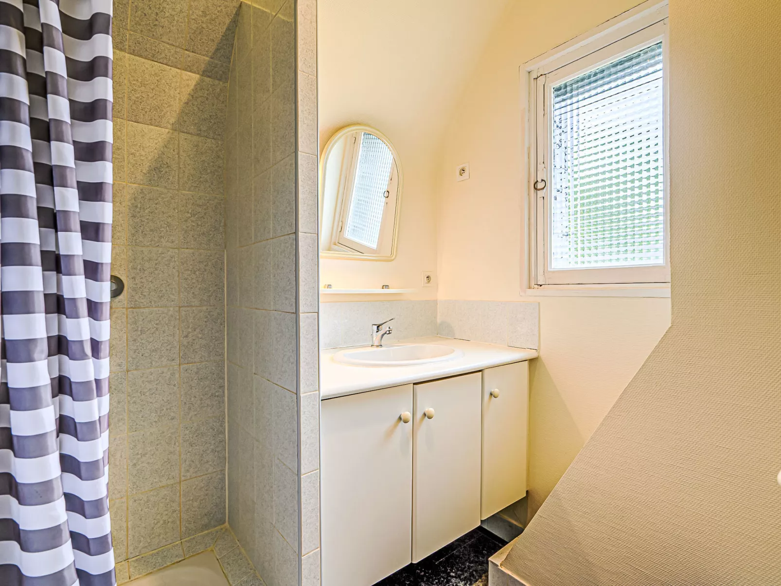 Arvor I-Inside