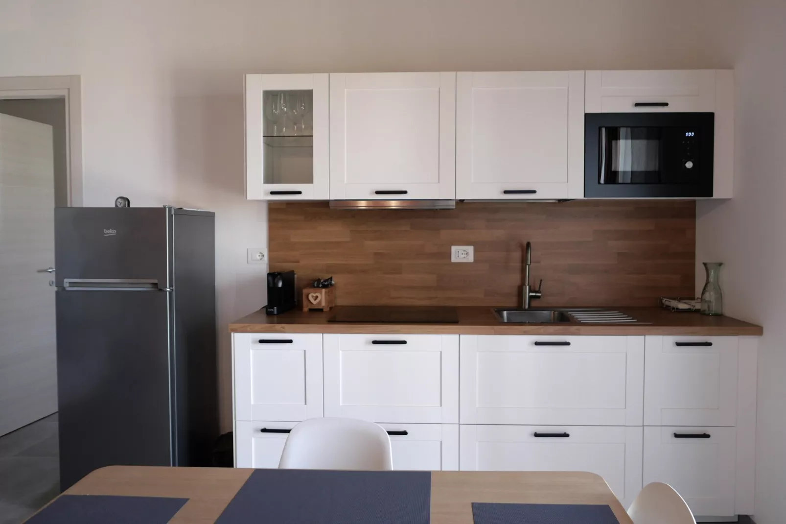 Apartment Terre Roversche-Kitchen