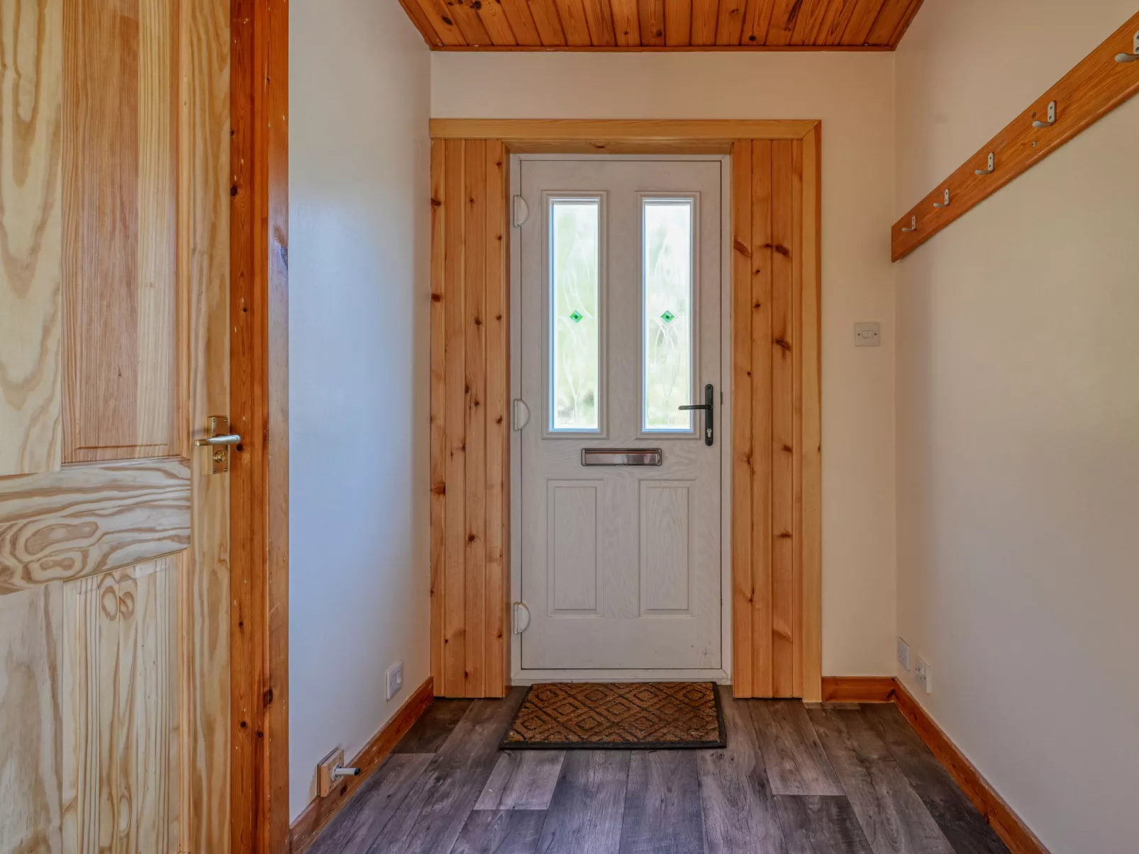 Cherrytree Farm-Outside