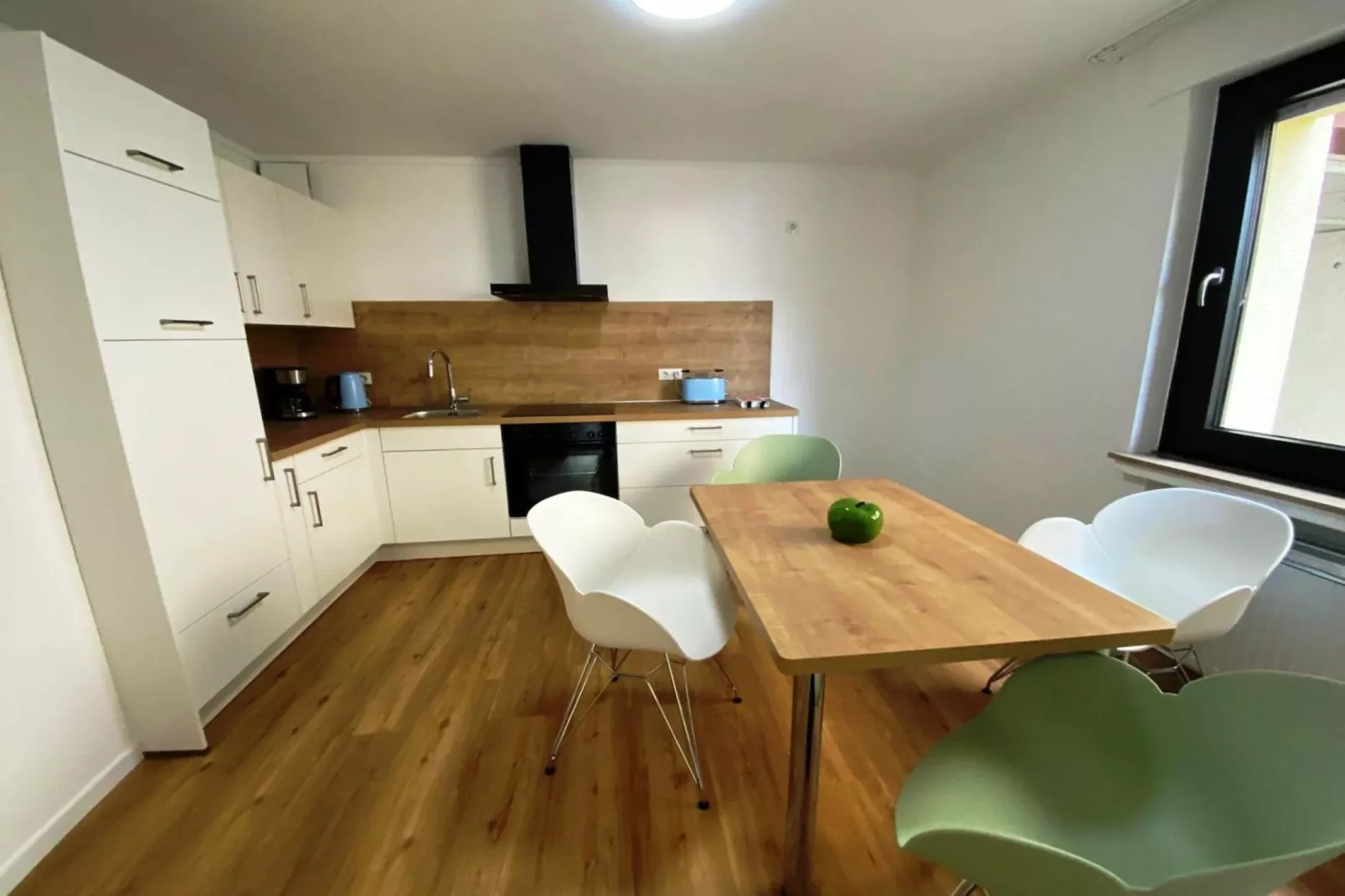 Apartmenthaus Spiegelkurve 2 Personen-Kitchen