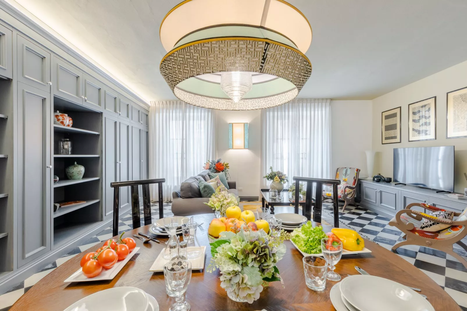 Gimber Tales, a First Floor Apartment-Untagged