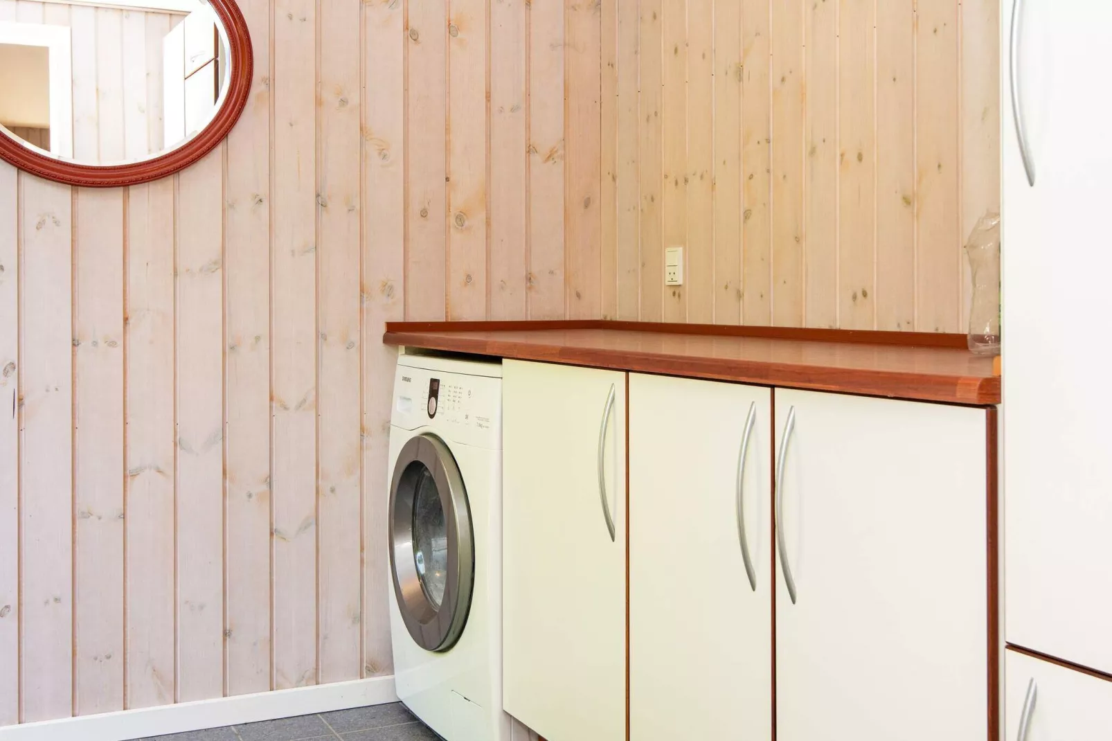 4 person holiday home in Glesborg-By Traum-Indoor