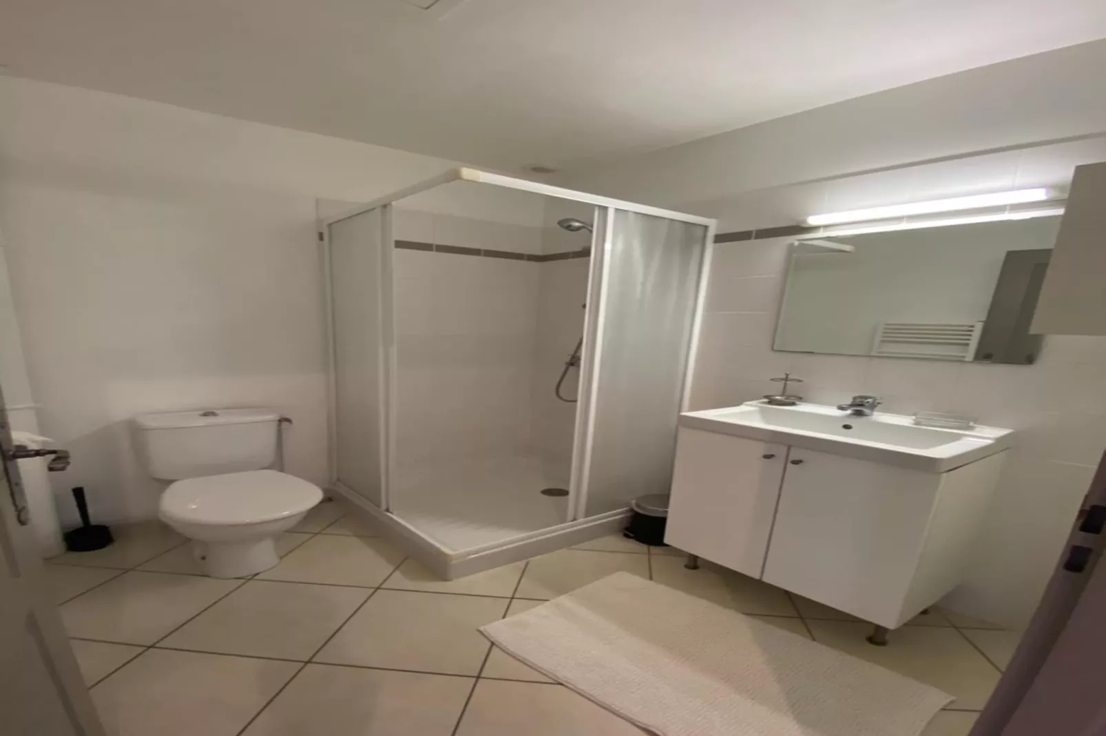 Le Frêne-Salle de bain