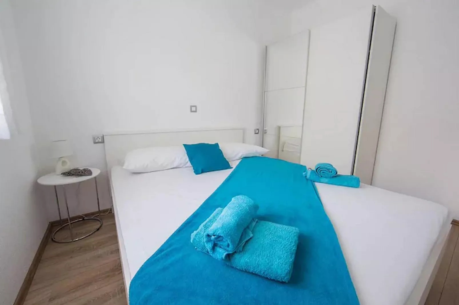 Holiday Home J&D No.2-Nine Bedroom House with Pool-Chambre