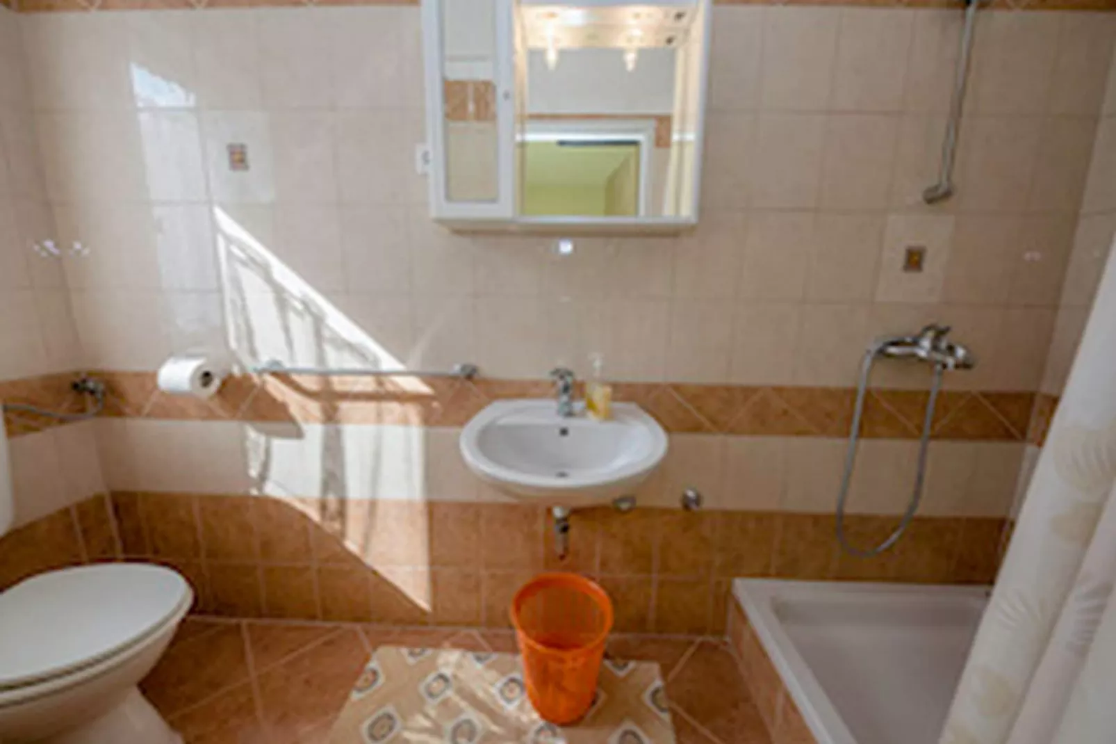 Apartments & Rooms Green Bay - Double Room with Balcony  (Room 4)-Badezimmer